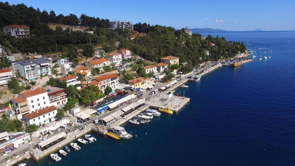 Apartments Villa Adria Rabac Exterior foto